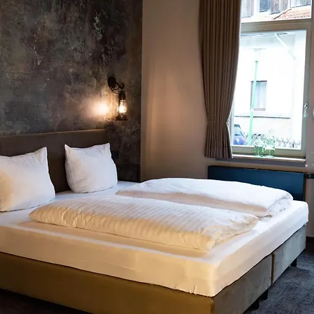 Strandberg's Oma Ida