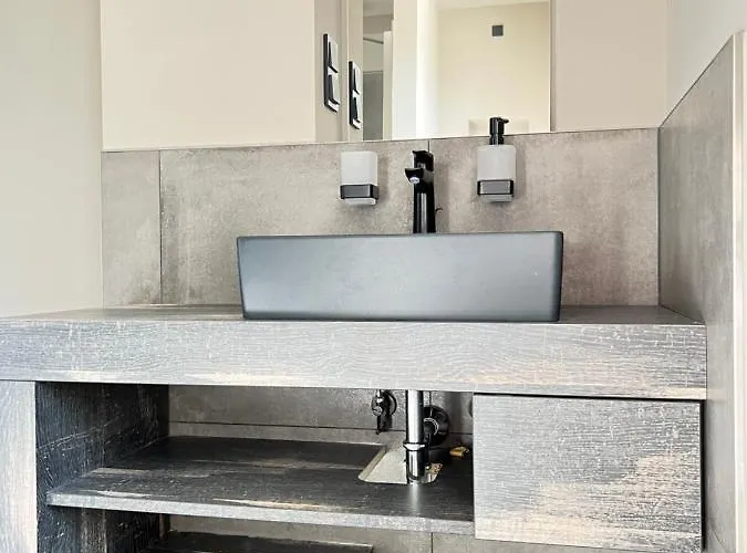 Strandberg's Oma Ida